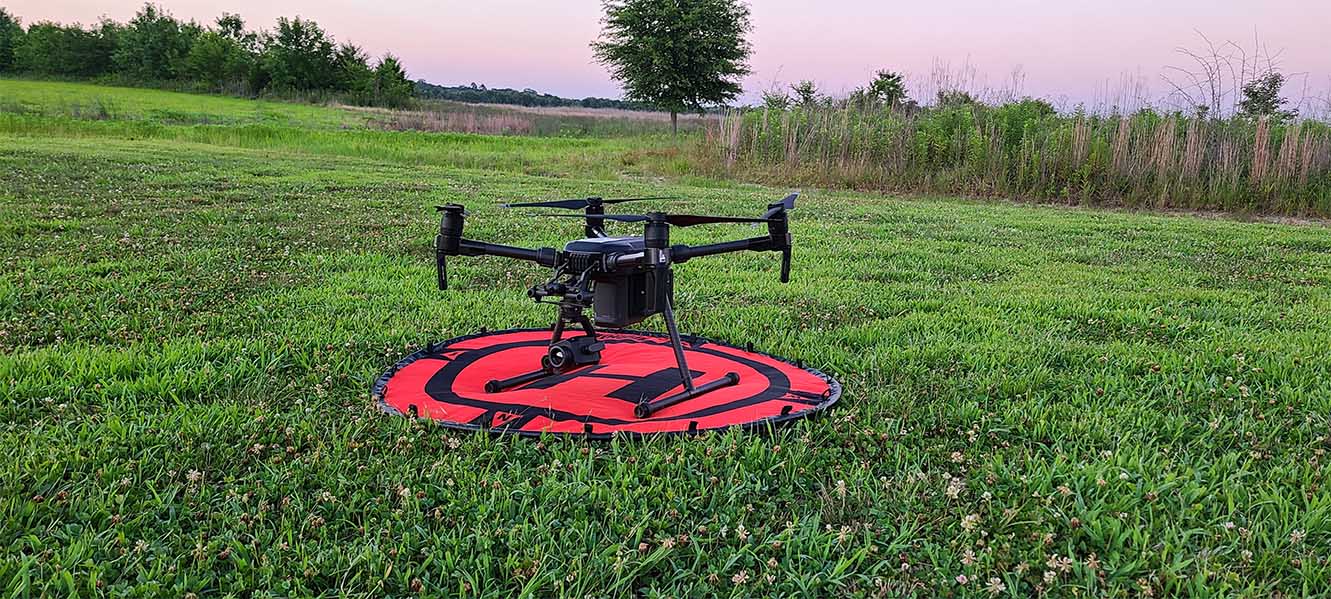 Developing standard procedures for using small Unoccupied Aircraft Systems to monitor wildlife in airport environments. - Photo 1